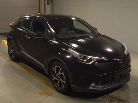 2018 Toyota C-HR ZYX10[2]