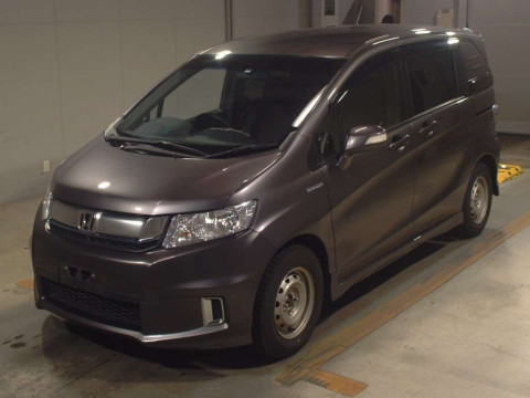 2015 Honda Freed spike hybrid GP3[0]