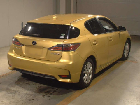 2015 Lexus CT ZWA10[1]