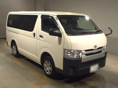 2017 Toyota Hiace Van TRH200V[2]