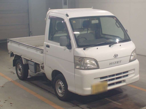 2011 Daihatsu Hijet Truck S211P[2]