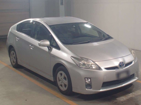 2011 Toyota Prius ZVW30[2]