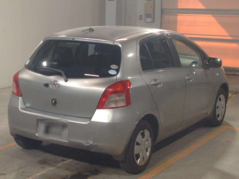 2007 Toyota Vitz SCP90[1]