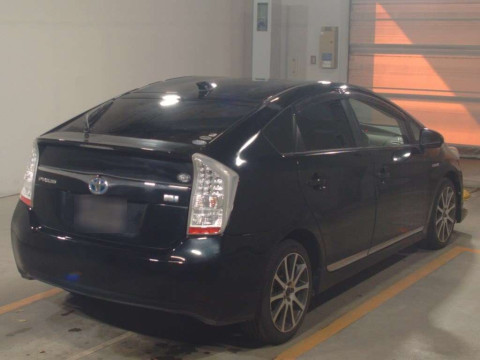 2010 Toyota Prius ZVW30[1]