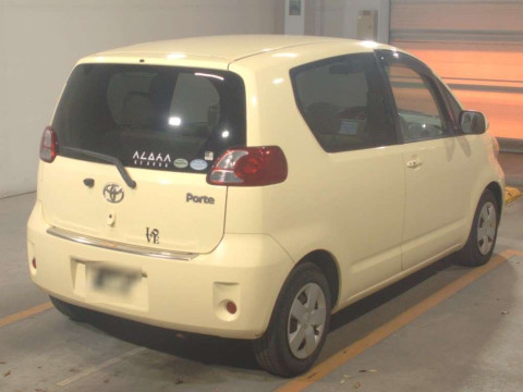 2009 Toyota Porte NNP10[1]