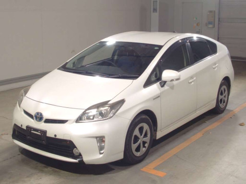 2015 Toyota Prius ZVW30[0]