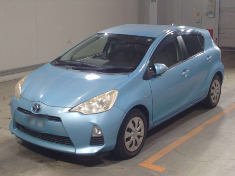 2013 Toyota Aqua NHP10[0]