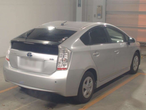 2010 Toyota Prius ZVW30[1]