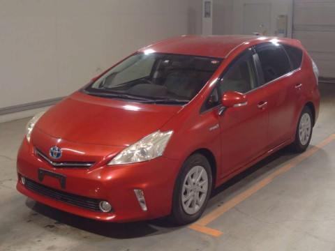 2011 Toyota Prius alpha ZVW41W[0]