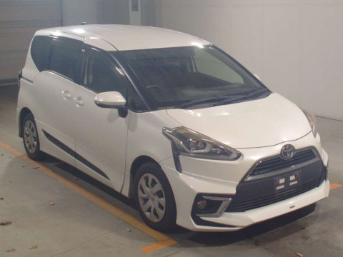 2015 Toyota Sienta NSP170G[2]