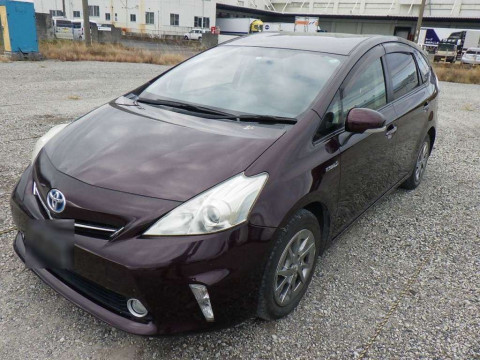 2014 Toyota Prius alpha ZVW40W[0]