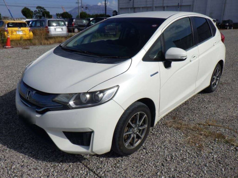 2014 Honda Fit Hybrid GP5[0]