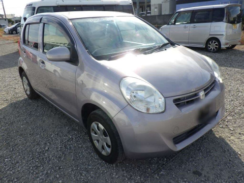 2012 Toyota Passo KGC30[2]