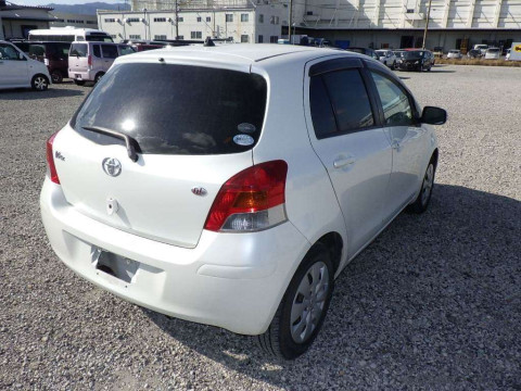 2010 Toyota Vitz SCP90[1]