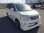 2005 Toyota Noah