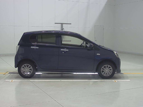 2013 Daihatsu Mira es LA310S[2]