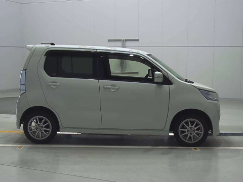 2015 Suzuki WAGON R STINGRAY MH44S[2]