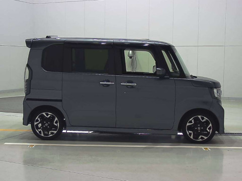 2019 Honda N-BOX CUSTOM JF3[2]