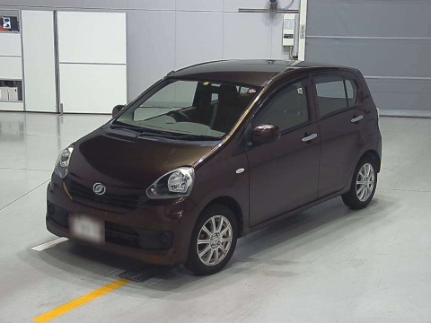 2016 Daihatsu Mira es LA300S[0]