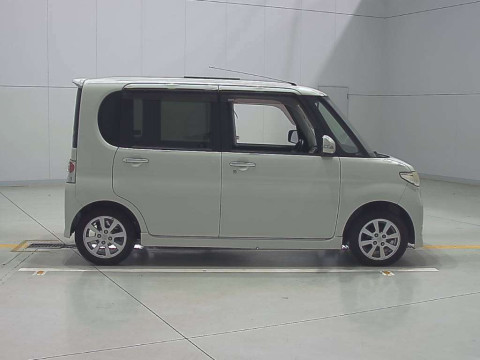 2008 Daihatsu Tanto L375S[2]