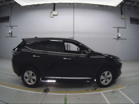 2017 Toyota Harrier ZSU60W[2]