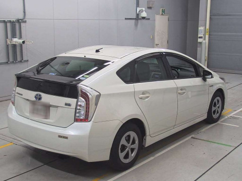 2014 Toyota Prius ZVW30[1]