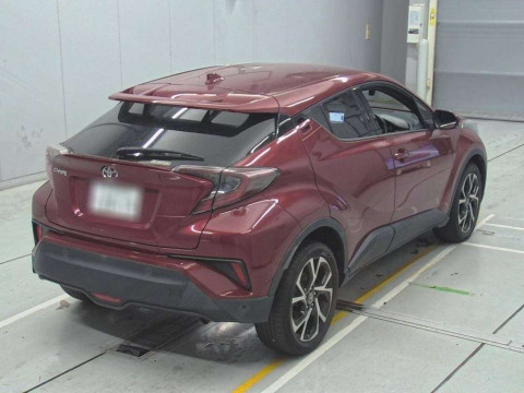 2017 Toyota C-HR NGX50[1]