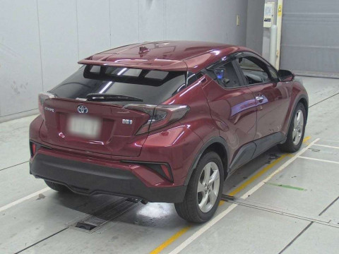 2018 Toyota C-HR ZYX10[1]