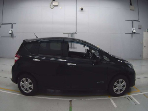 2016 Nissan Note HE12[2]