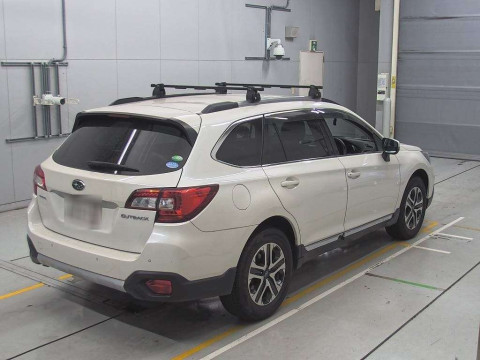 2018 Subaru Legacy Outback BS9[1]