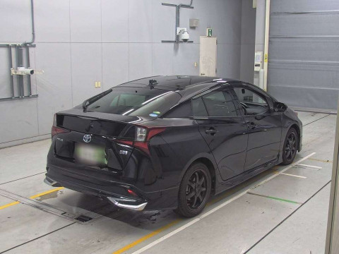 2020 Toyota Prius ZVW51[1]