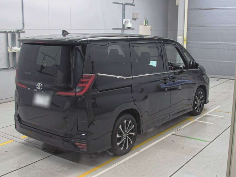 2023 Toyota Noah MZRA90W[1]