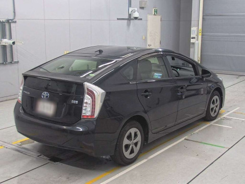 2012 Toyota Prius ZVW30[1]