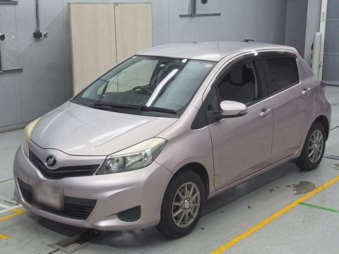 2011 Toyota Vitz KSP130[0]