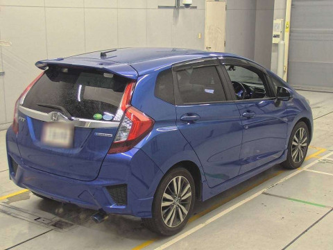 2016 Honda Fit Hybrid GP5[1]