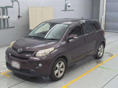 2010 Toyota IST NCP110[0]