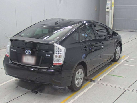 2010 Toyota Prius ZVW30[1]