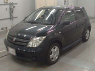 2003 Toyota IST