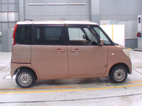 2009 Suzuki Palette MK21S[2]