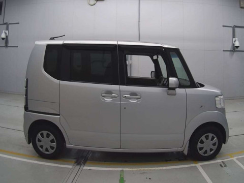 2012 Honda N-BOX JF1[2]