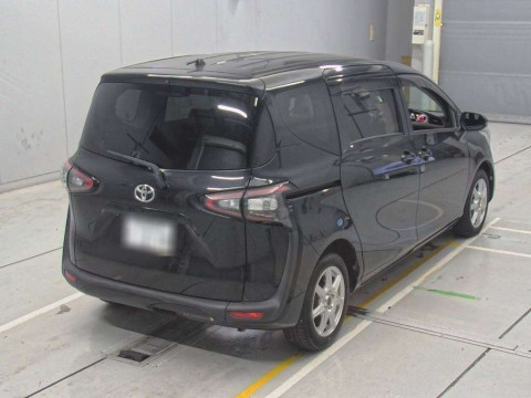 2016 Toyota Sienta NSP170G[1]