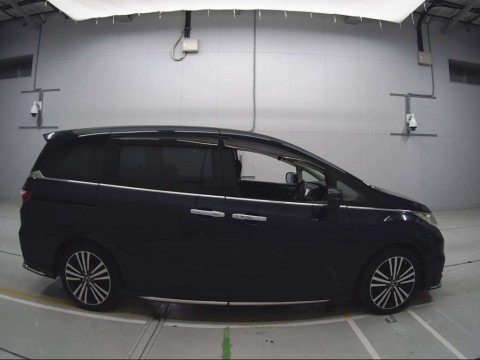 2014 Honda Odyssey RC1[2]