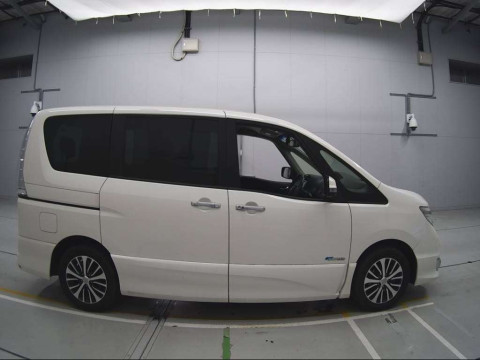 2016 Nissan Serena HFC26[2]