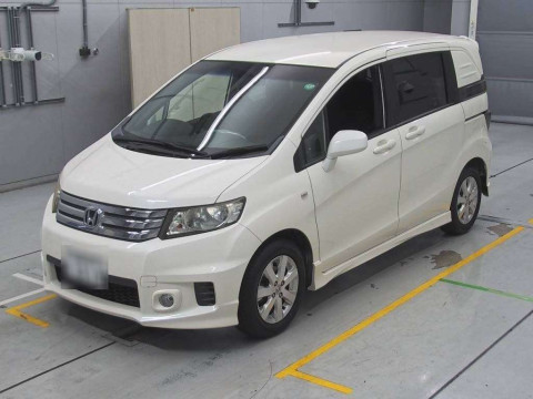 2011 Honda Freed Spike GB3[0]