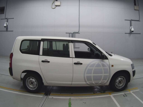 2011 Toyota Probox Van NCP51V[2]