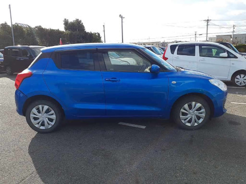 2018 Suzuki Swift ZC83S[2]