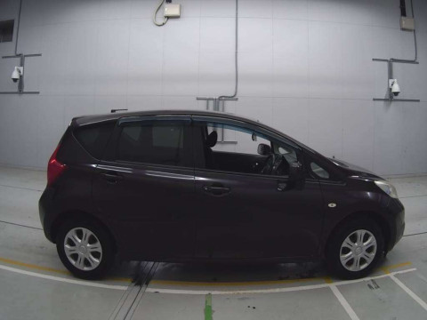 2013 Nissan Note E12[2]