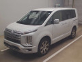 2022 Mitsubishi Delica D5