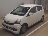 2014 Daihatsu Mira es