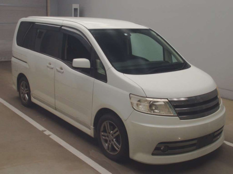 2006 Nissan Serena C25[2]